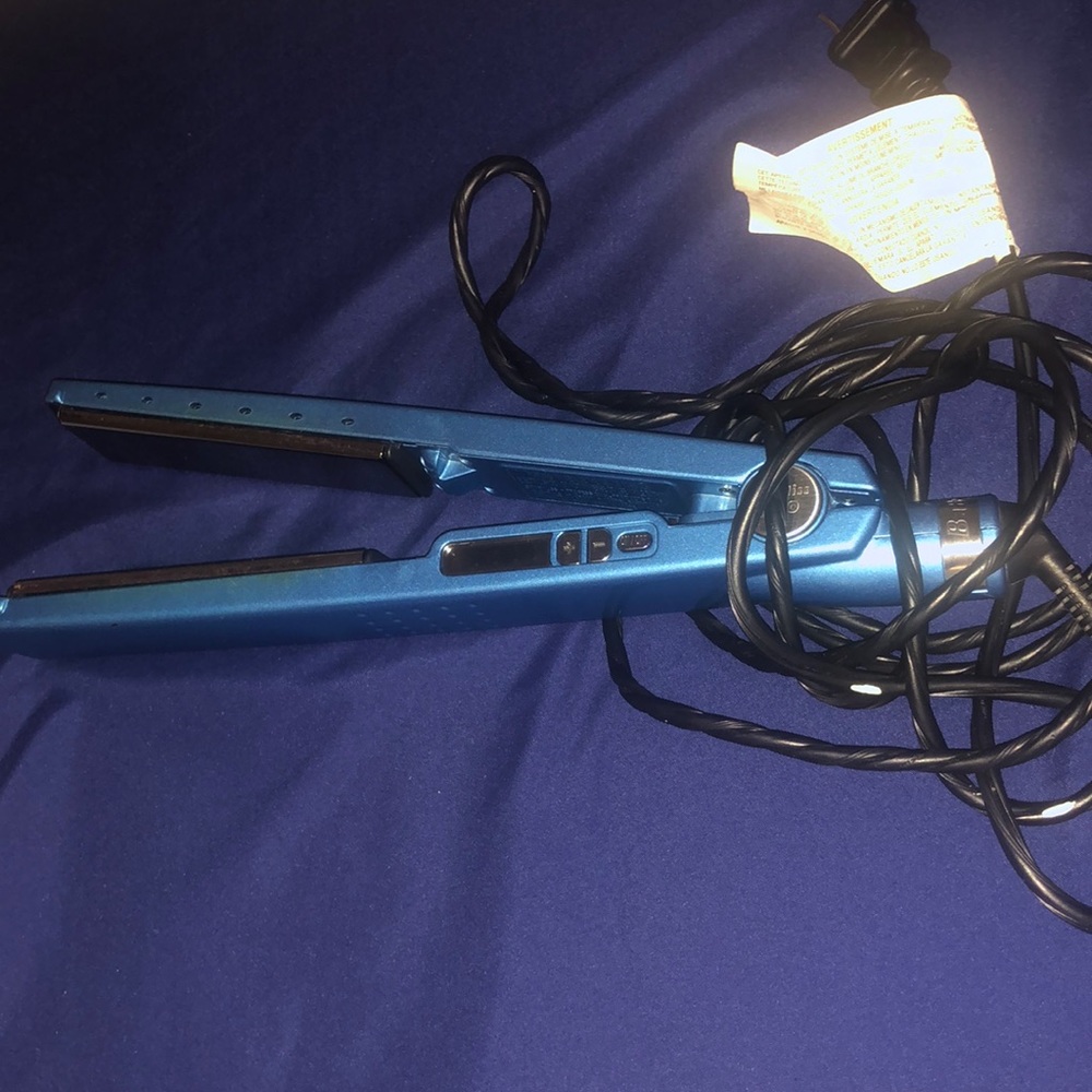 Baby bliss flat iron